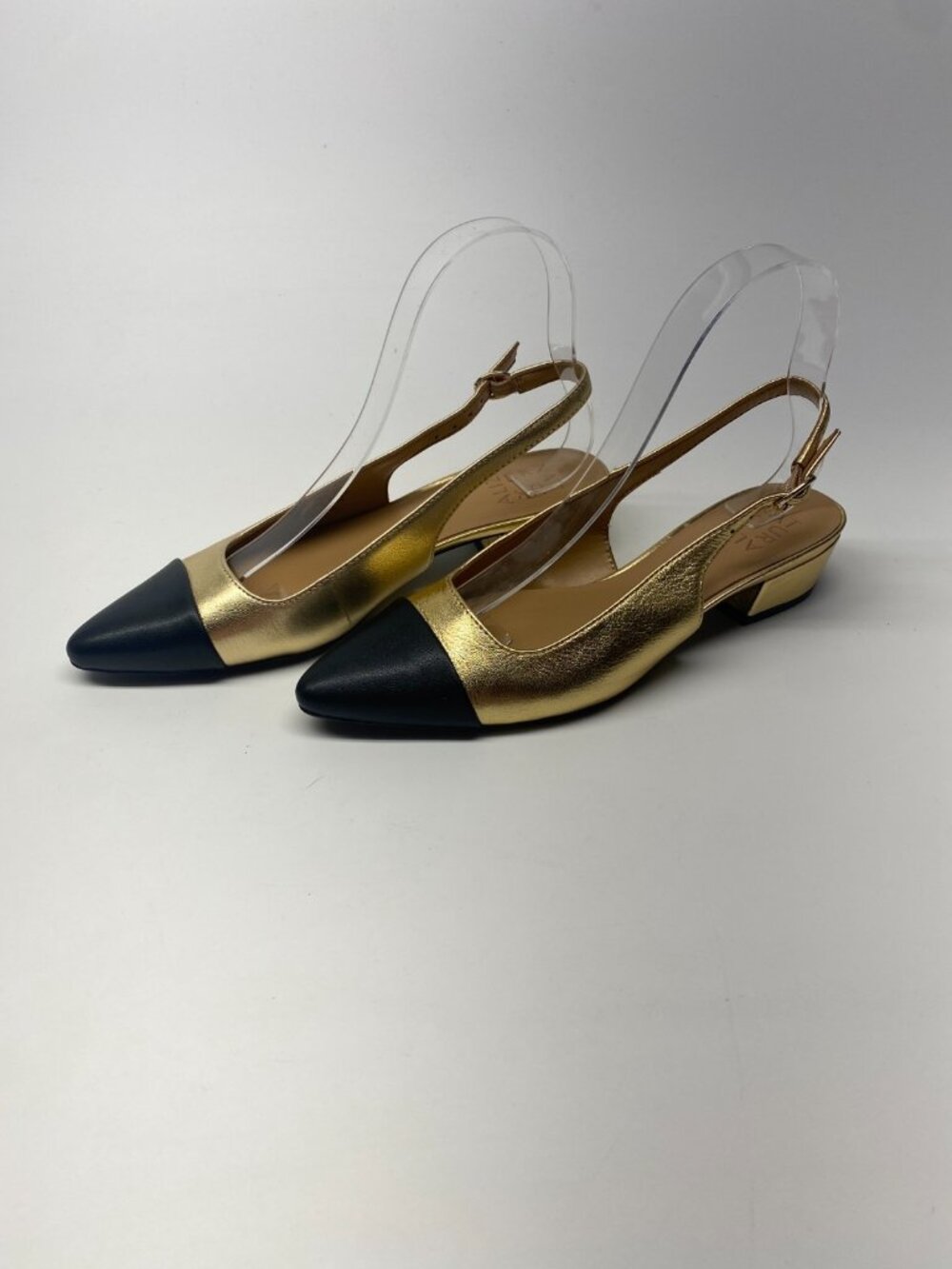Naturalizer Women Banks Gold Metallic Black Cap Toe Slingback Sz 6.5